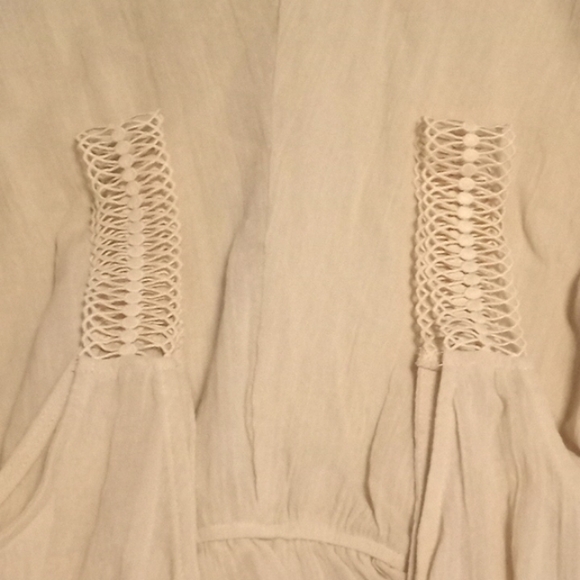 Tobi Romper in Cream Size SP  (NWT) - Picture 4 of 8